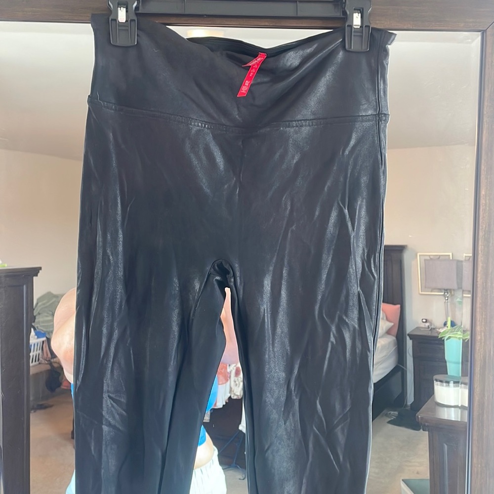 Spanx faux leather legging